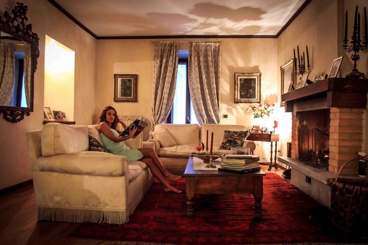Cascina Cologna Bed & Breakfast Galbiate ภายนอก รูปภาพ