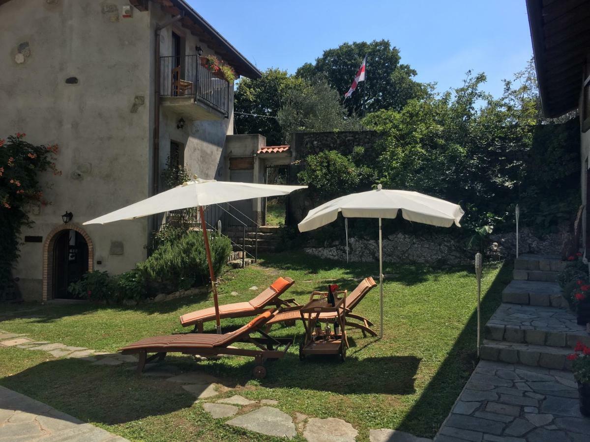 Cascina Cologna Bed & Breakfast Galbiate ภายนอก รูปภาพ